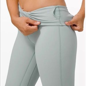 **SOLD** Lululemon Align Leggings | Hazy Jade | Size 6